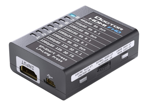 Izhodna stran Dr HDMI 4K, z izhodom HDMI, priključkom RS232 ter gumboma copy sink in HPD